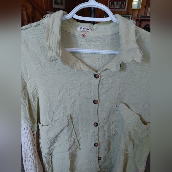 Sage oversized sweater sleeve button up size medium - Picture 4 of 10